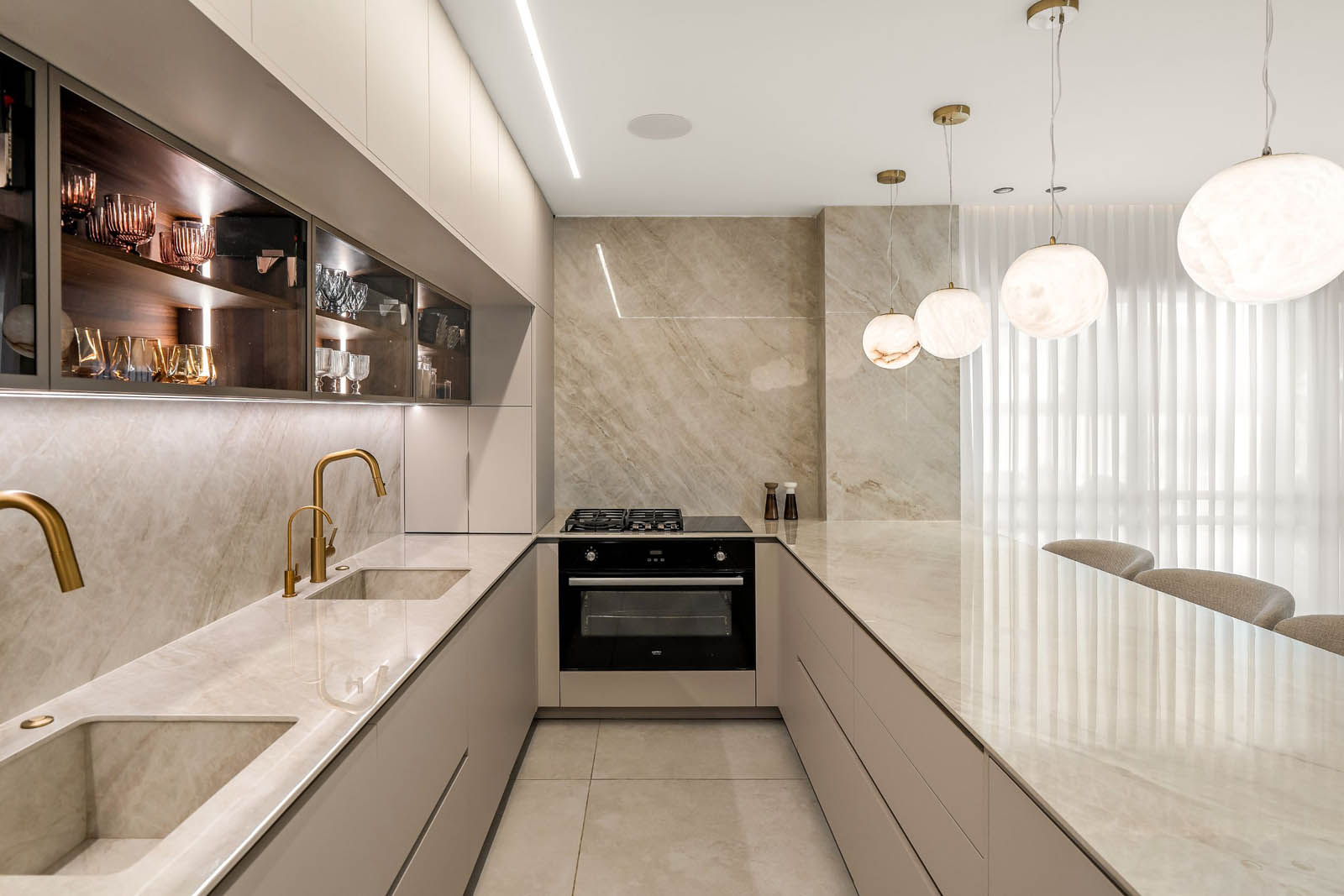 pictures for website - 4 מטבח סהרה מחורץ