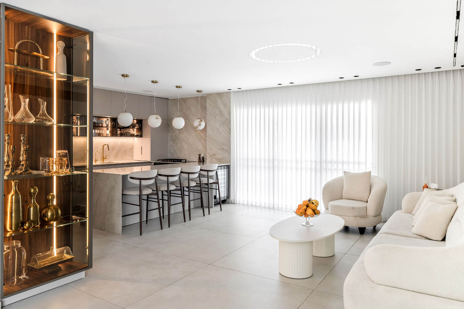 pictures for website - 5 וטרינה מעוצבת במטבח<br />